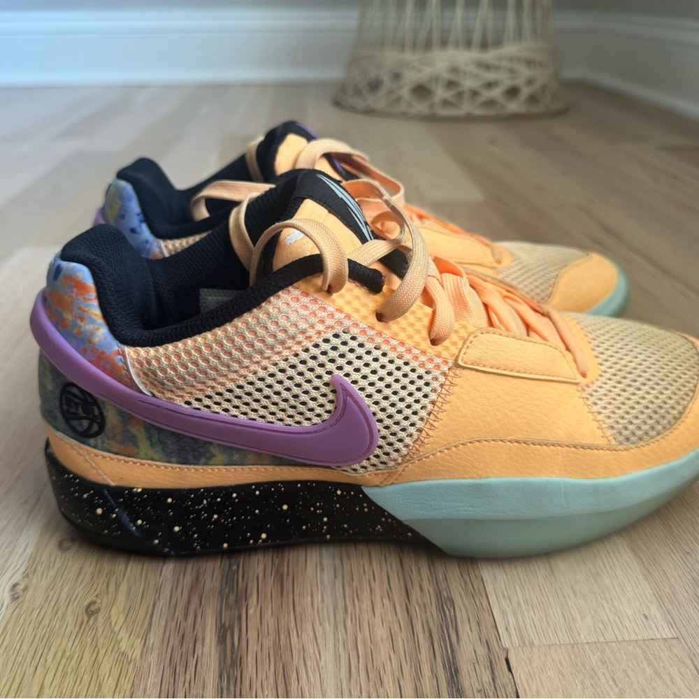 Ja 1s EYBL. Used 1 season indoors. Look brand new. peach/orange. Nike
